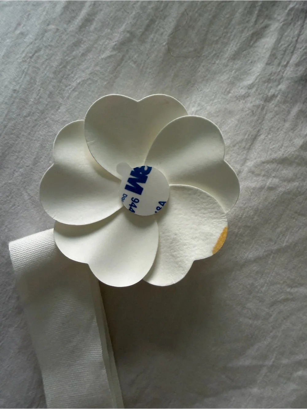 CHANEL White Camellia Floral Ribbon & 2 Small Shopping Bags